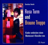 Rosa Turm und braune Treppe 